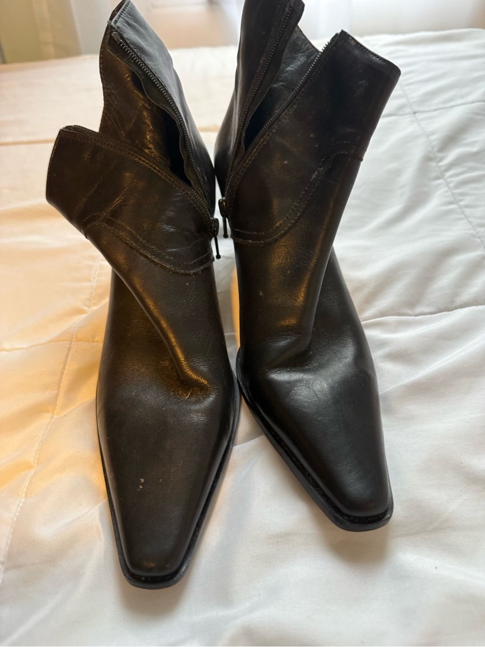 Coach Black Kitten Heel booties Black Leather pointed toe